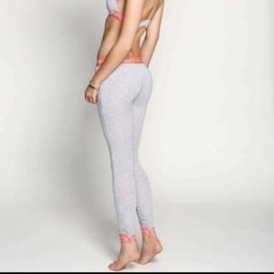 Beach Bunny Love Haus Rattle the Cage Leggings XL NWT